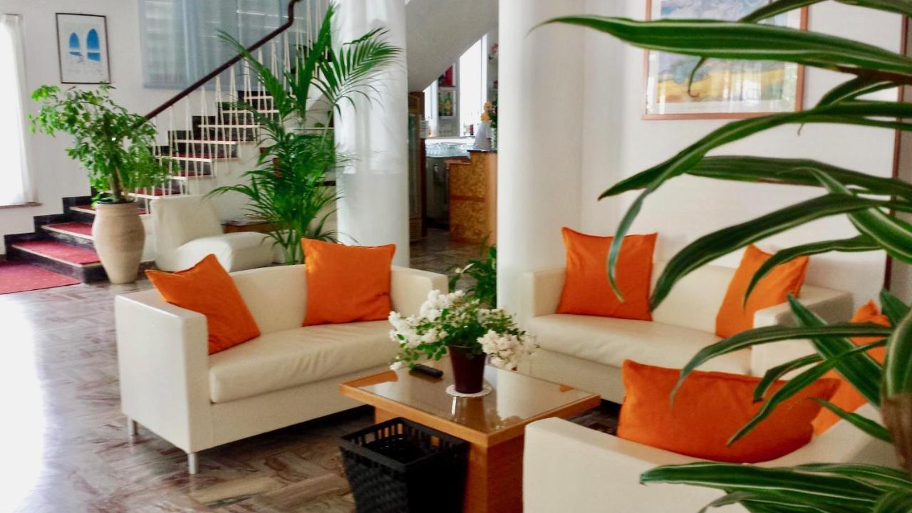 Hotel Niagara Riccione Dış mekan fotoğraf